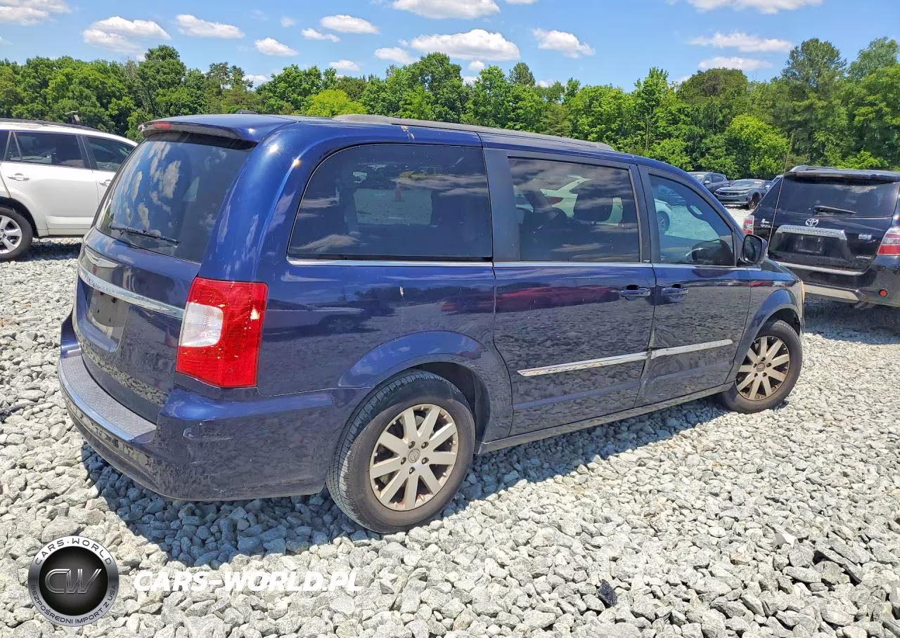 2013 Chrysler Town & Country Touring VIN:2C4RC1BG4DR646409 - 3