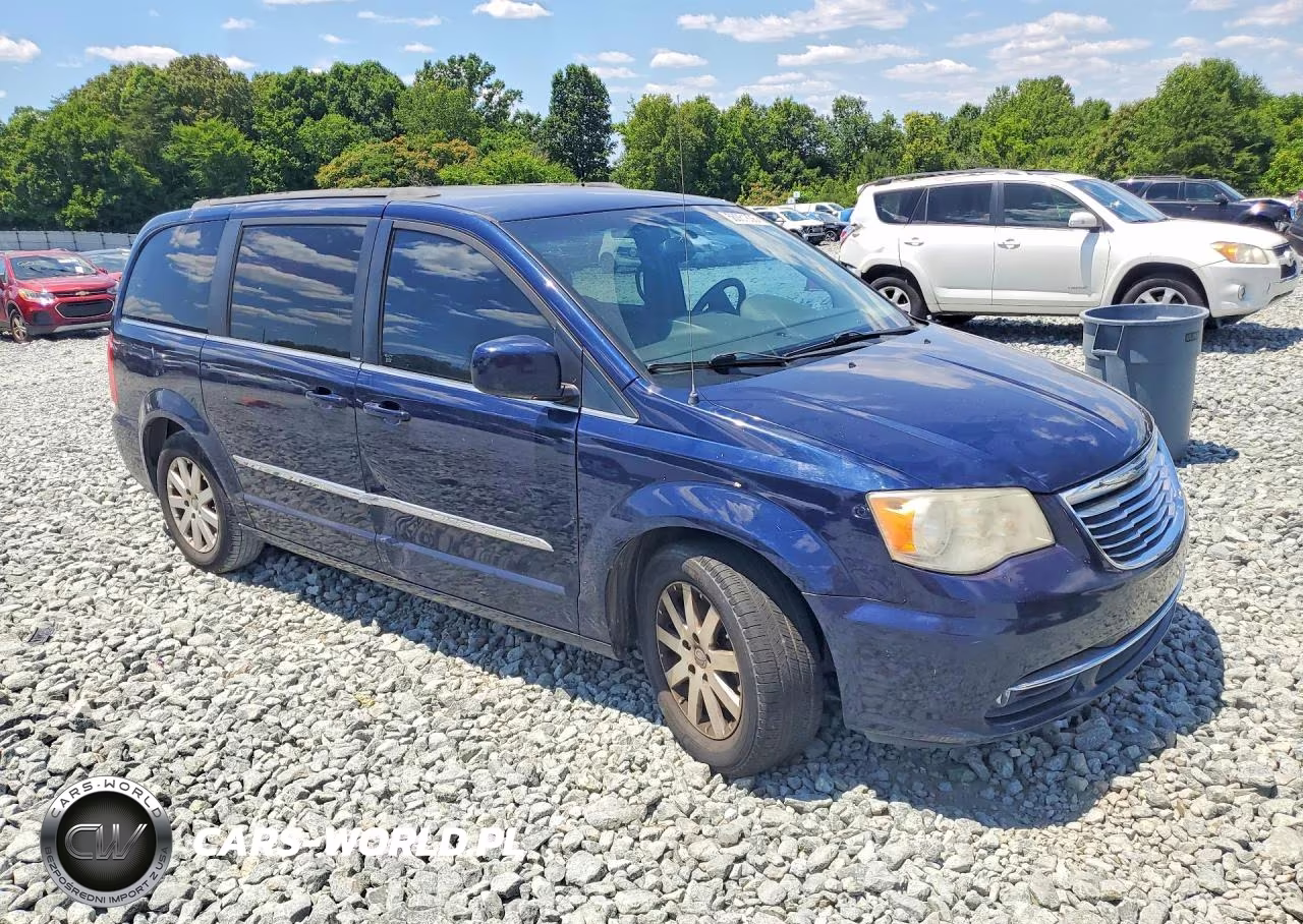 2013 Chrysler Town & Country Touring VIN:2C4RC1BG4DR646409 - 4