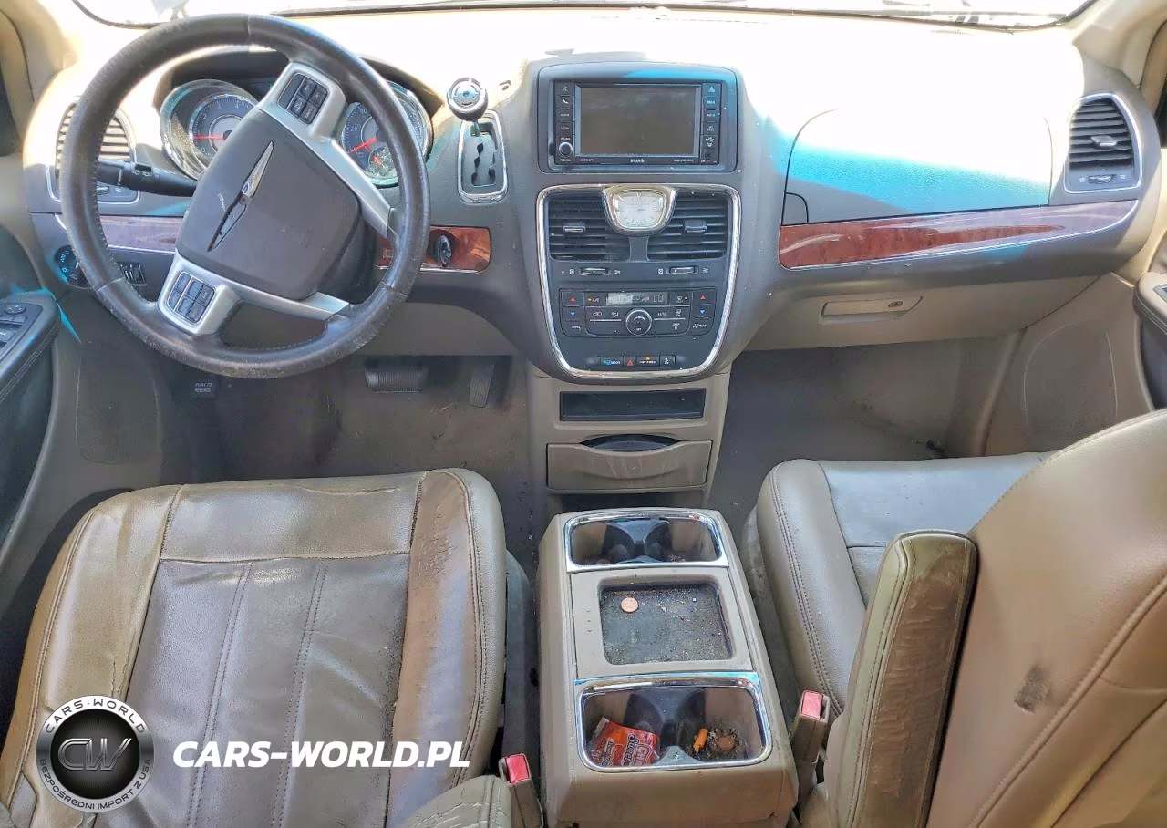 2013 Chrysler Town & Country Touring VIN:2C4RC1BG4DR646409 - 8