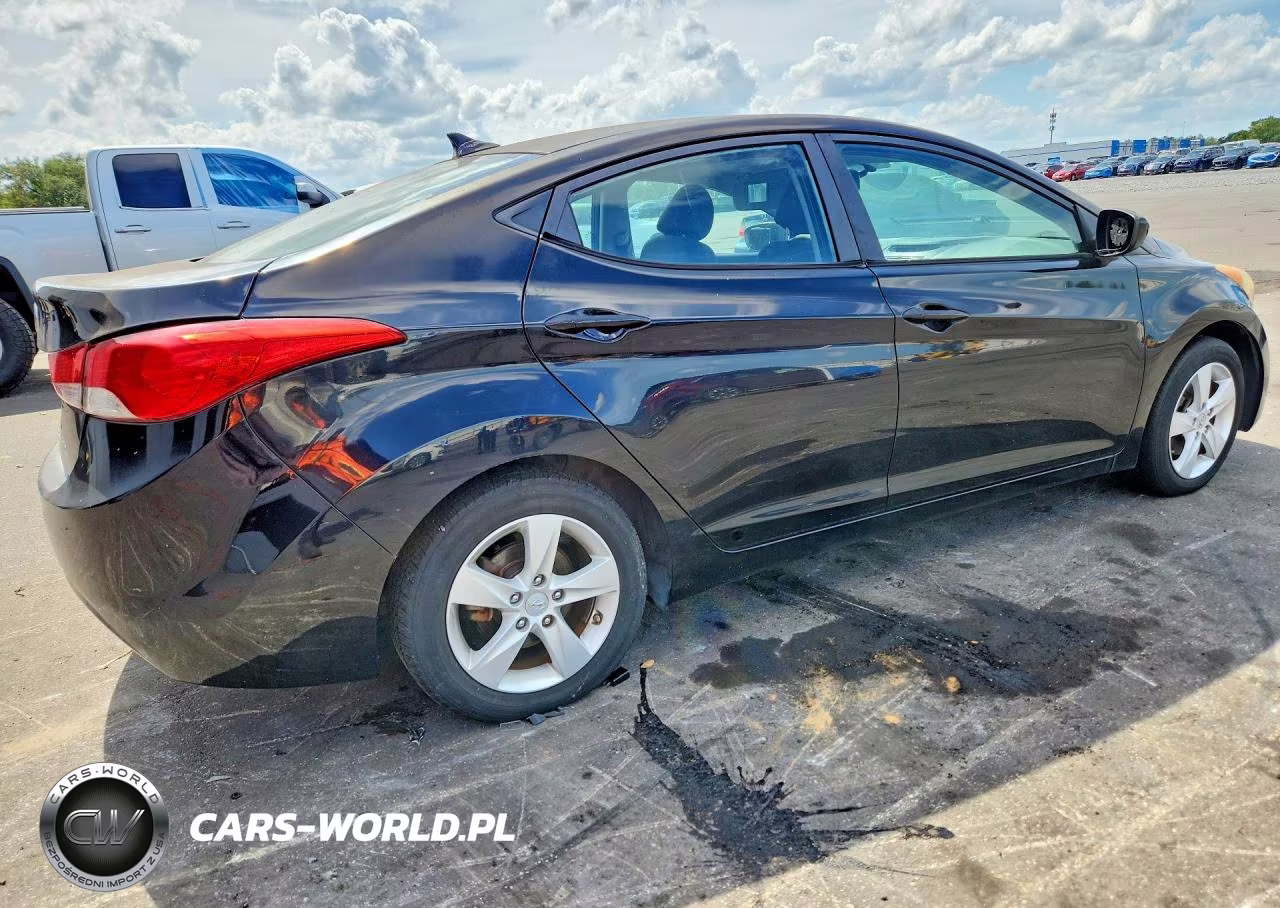 2012 Hyundai Elantra Gls VIN:5NPDH4AE8CH119952 - 3