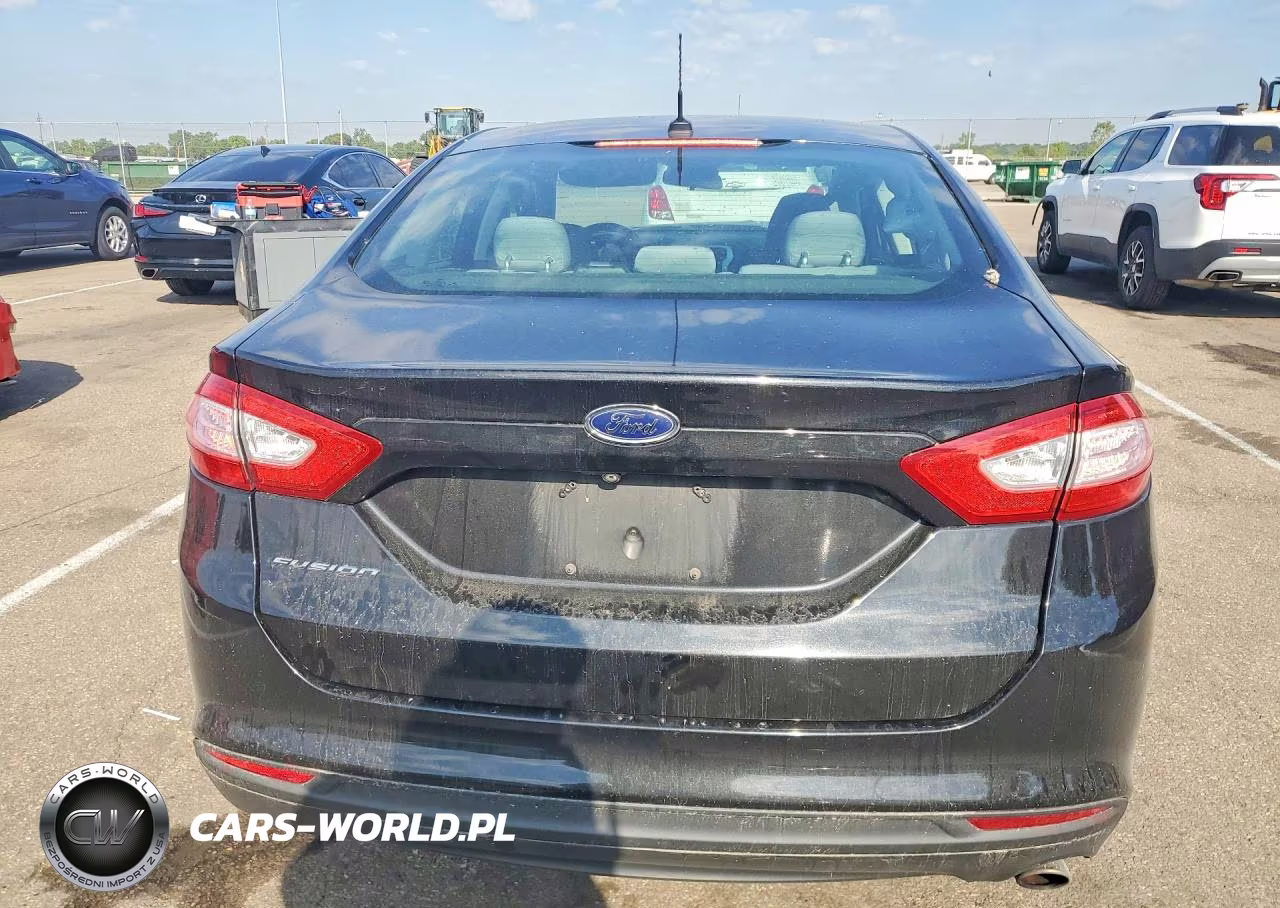 2015 Ford Fusion S VIN:3FA6P0G75FR118035 - 6