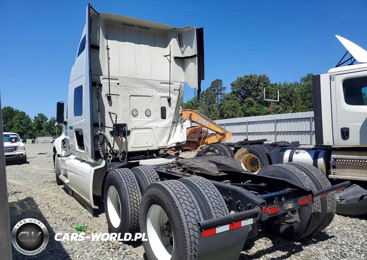 2023 International Lt625 - Semi Truck VIN:3HSDZAPR7PN401829 - 3