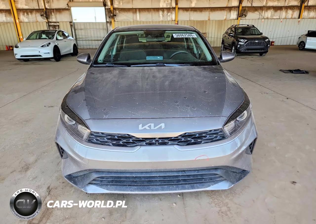 2024 Kia Forte Lxs VIN:3KPF24AD2RE722992 - 5