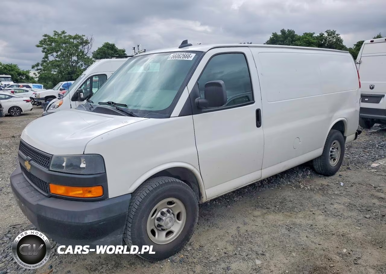 2020 Chev Express