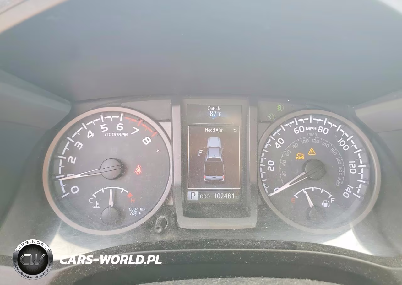 2018 Toyota Tacoma Trd Off-Road VIN:3TMCZ5AN5JM149299 - 9