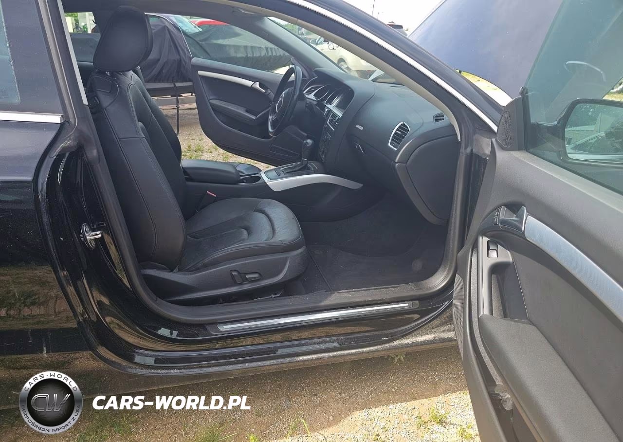 2011 Audi A5 2.0T Premium VIN:WAUCFAFR0BA026180 - 5