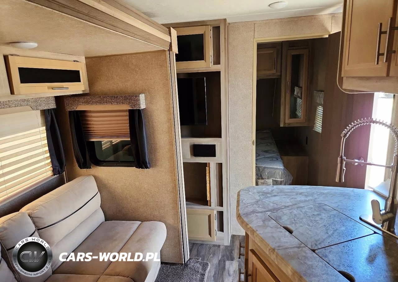 2019 Forest River Catalina Camper VIN:5ZT2CAXB8KX014198 - 5