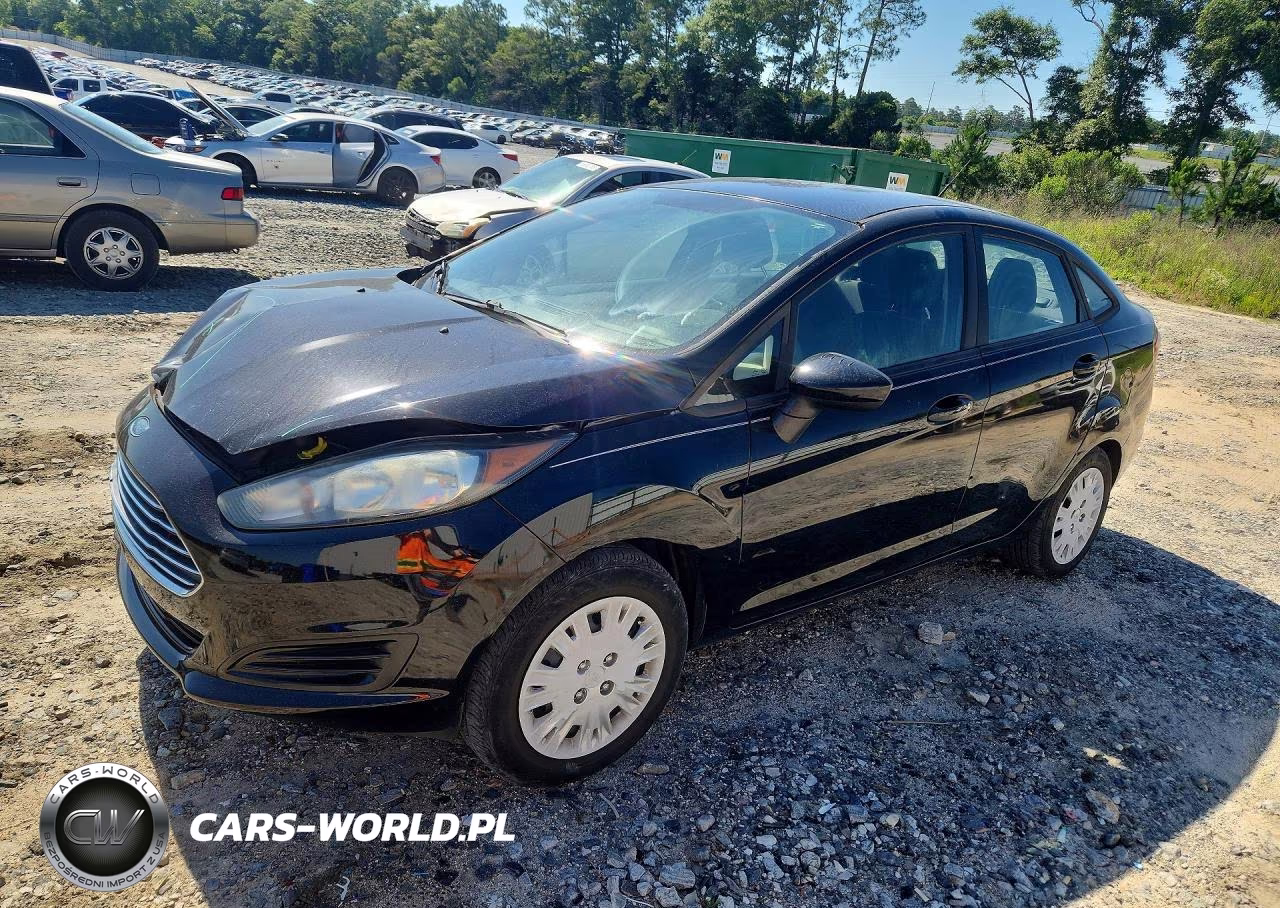 2016 Ford Fiesta S – zdjęcie 1 z 12