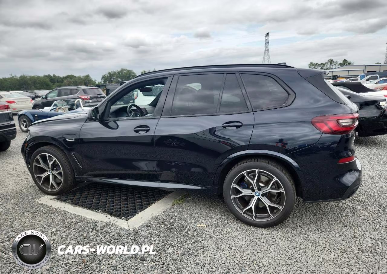 2022 BMW X5 xDrive45E VIN:5UXTA6C04N9M89447 - 2