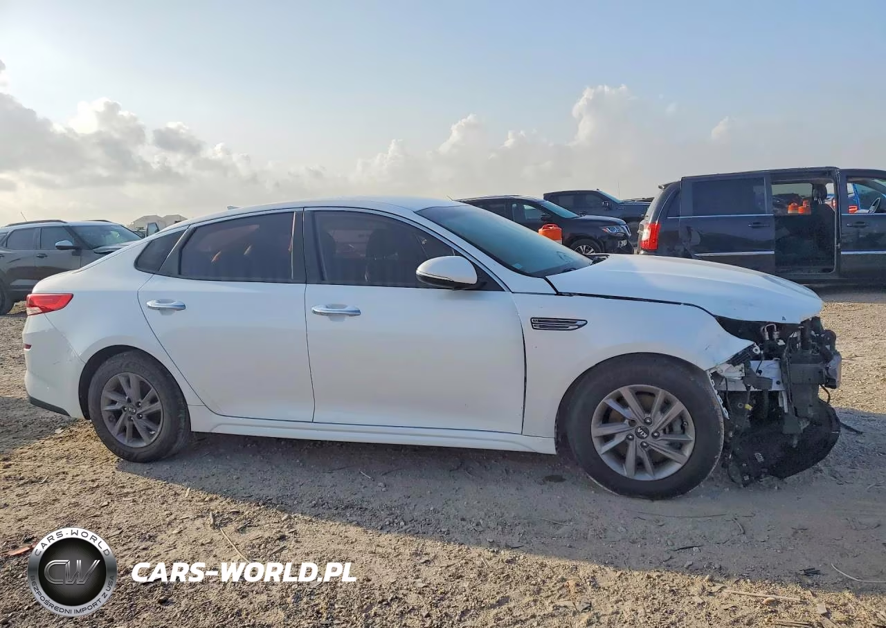 2020 Kia Optima Lx VIN:5XXGT4L36LG412493 - 4