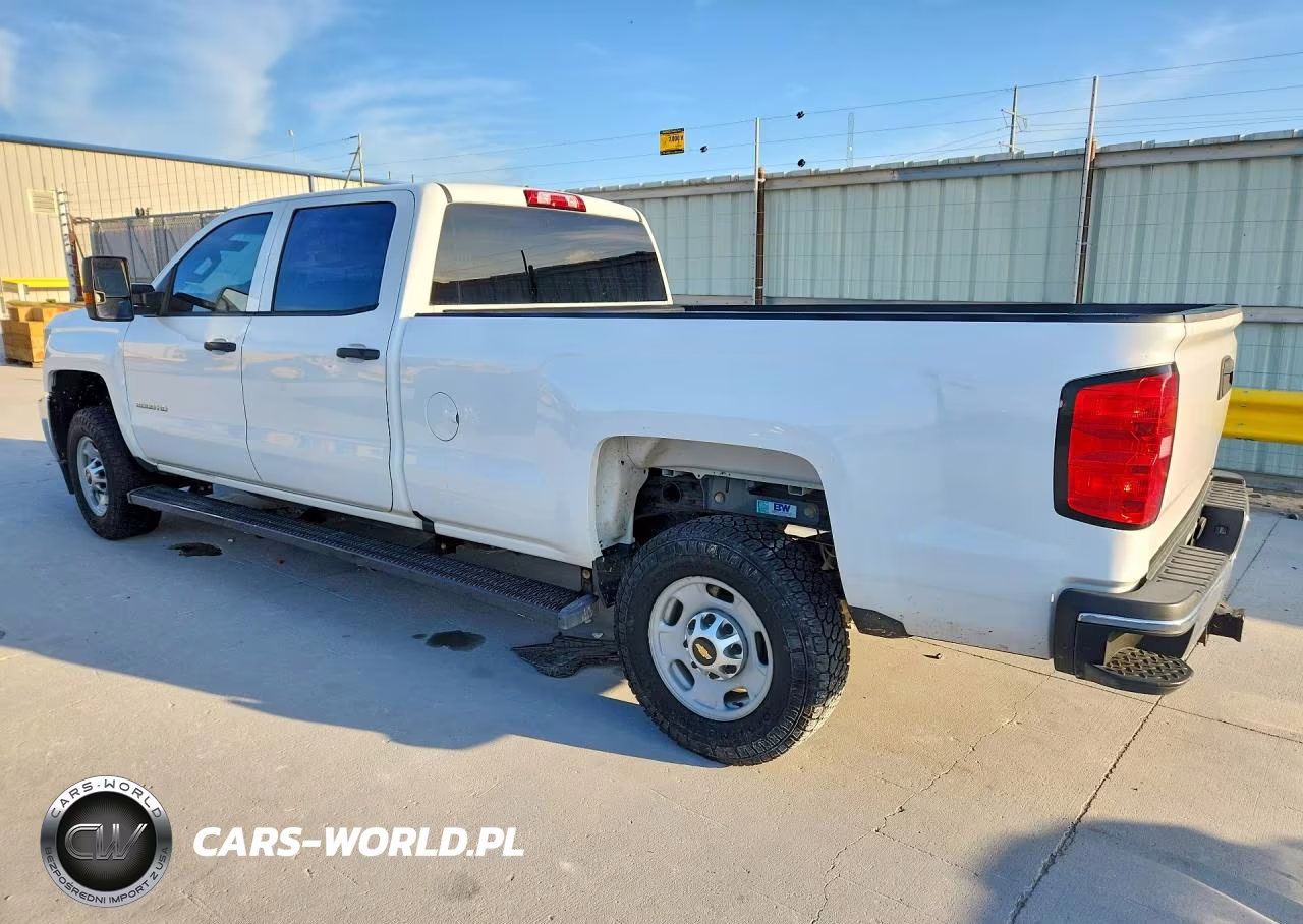 2017 Chevrolet Silverado K2500 Heavy Duty VIN:1GC1KUEY2HF214047 - 2