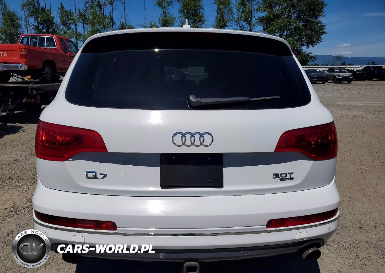 2015 Audi Q7 Premium Plus VIN:WA1LGAFEXFD001587 - 6