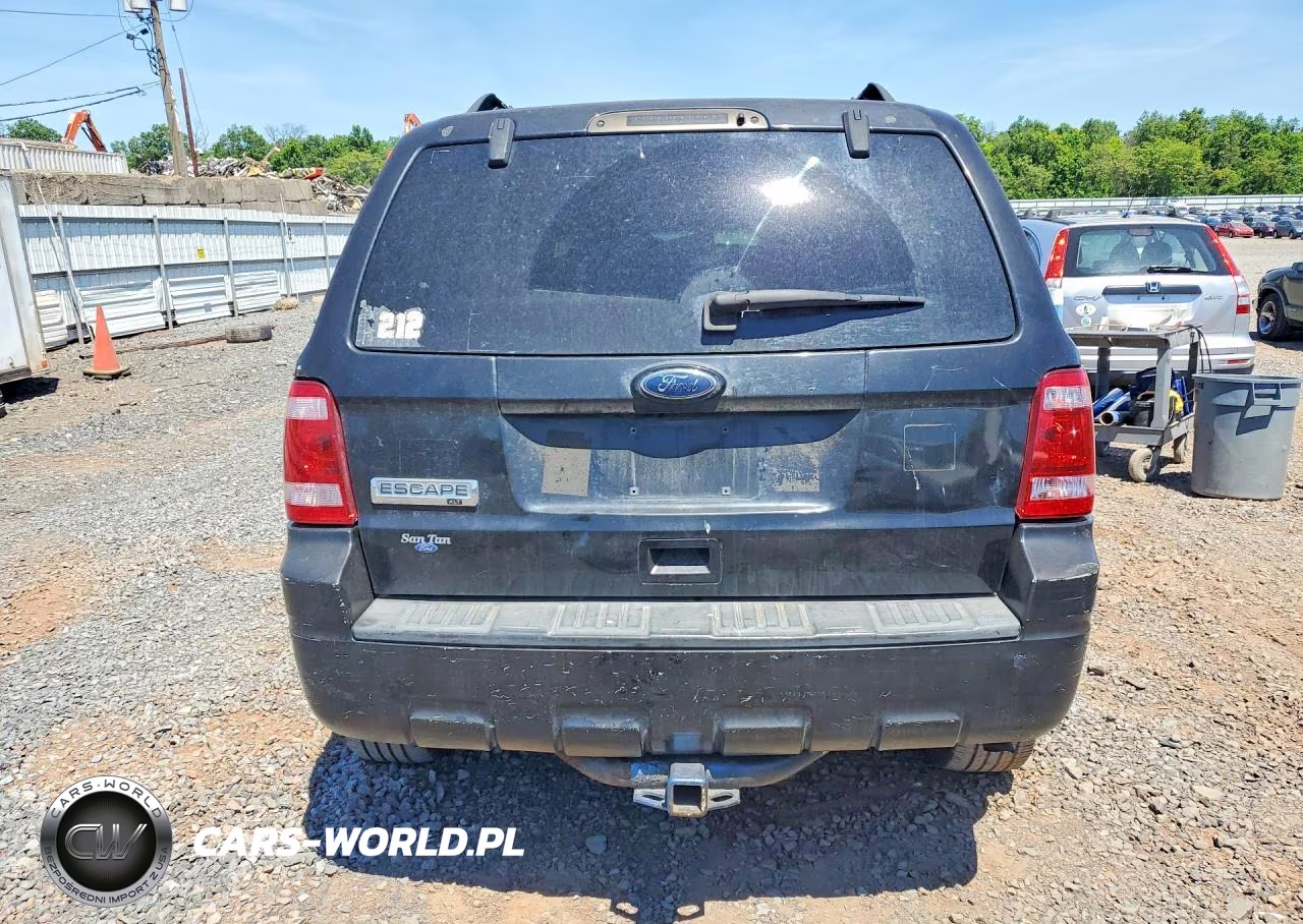 2010 Ford Escape Xlt VIN:1FMCU0D77AKC41208 - 6