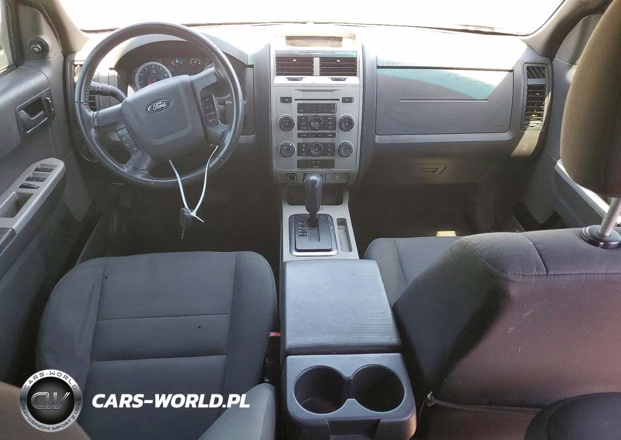 2010 Ford Escape Xlt VIN:1FMCU0D77AKC41208 - 8
