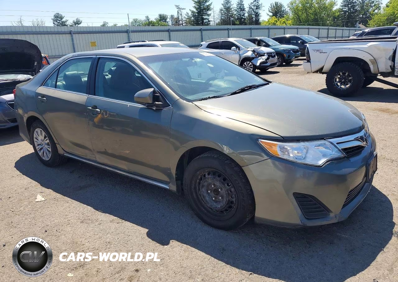 2012 Toyota Camry Le VIN:4T1BF1FK6CU574925 - 4