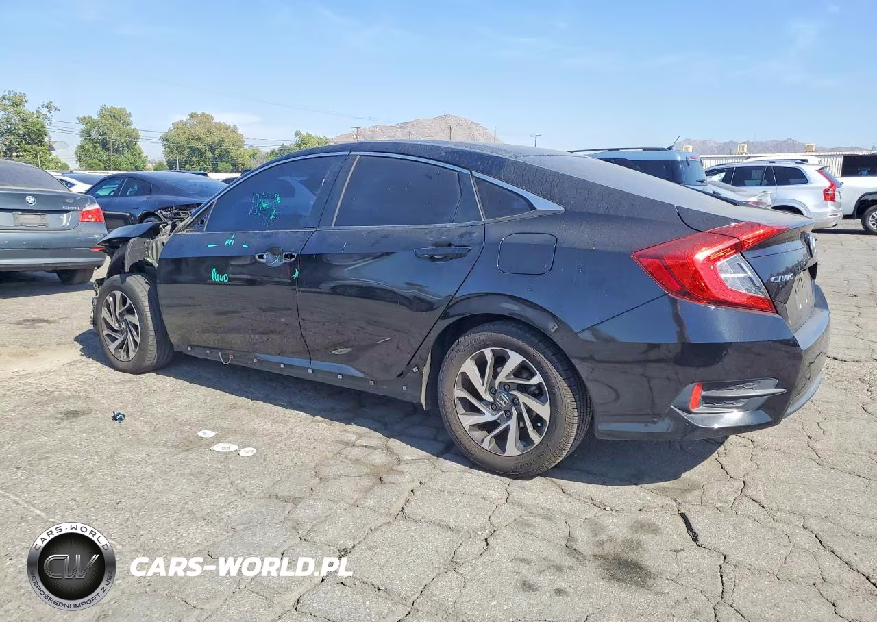 2018 Honda Civic Lx VIN:2HGFC2F57JH567403 - 2