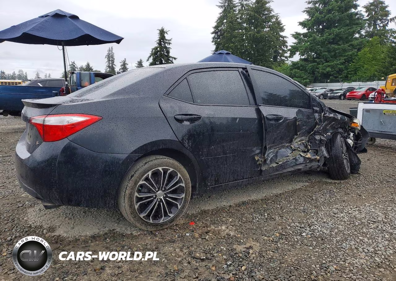 2015 Toyota Corolla S Plus VIN:2T1BURHE5FC451621 - 3