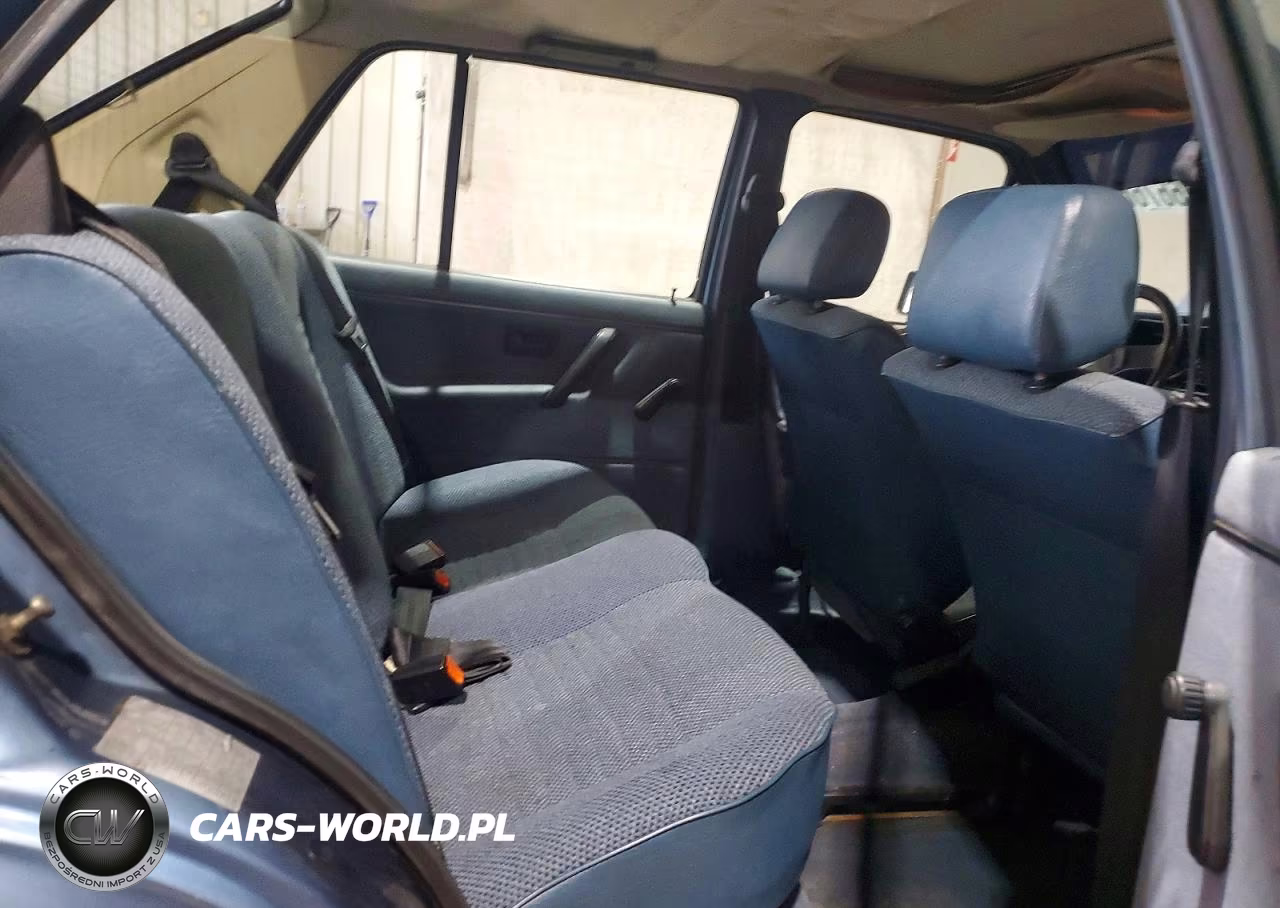 1985 Volkswagen Jetta Deluxe VIN:WVWGA0161FW437512 - 10