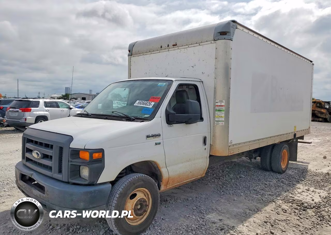 2015 Ford Econoline E350 Super Duty Cutaway Van – zdjęcie 1 z 13
