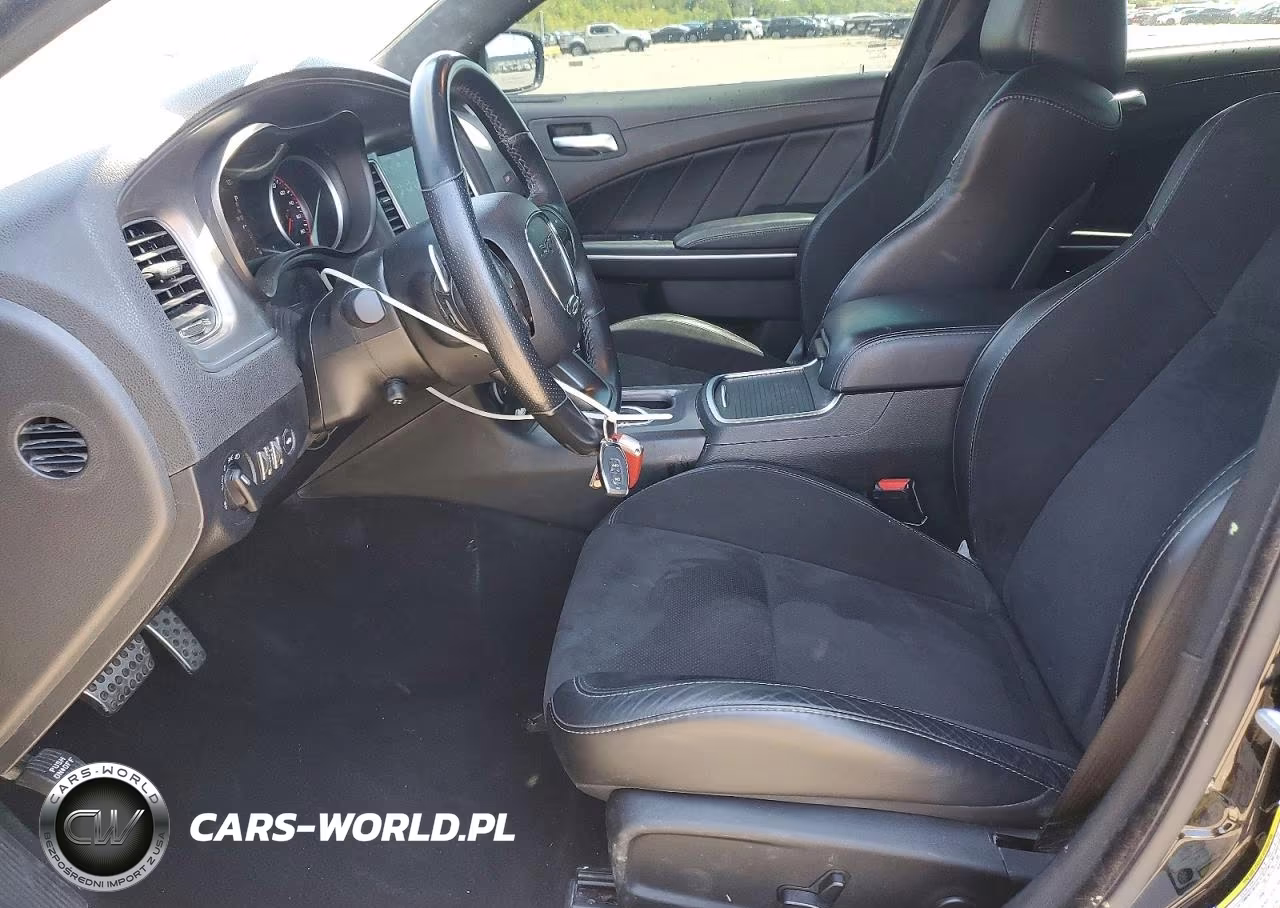 2023 Dodge Charger Scat Pack VIN:2C3CDXGJ4PH690144 - 7