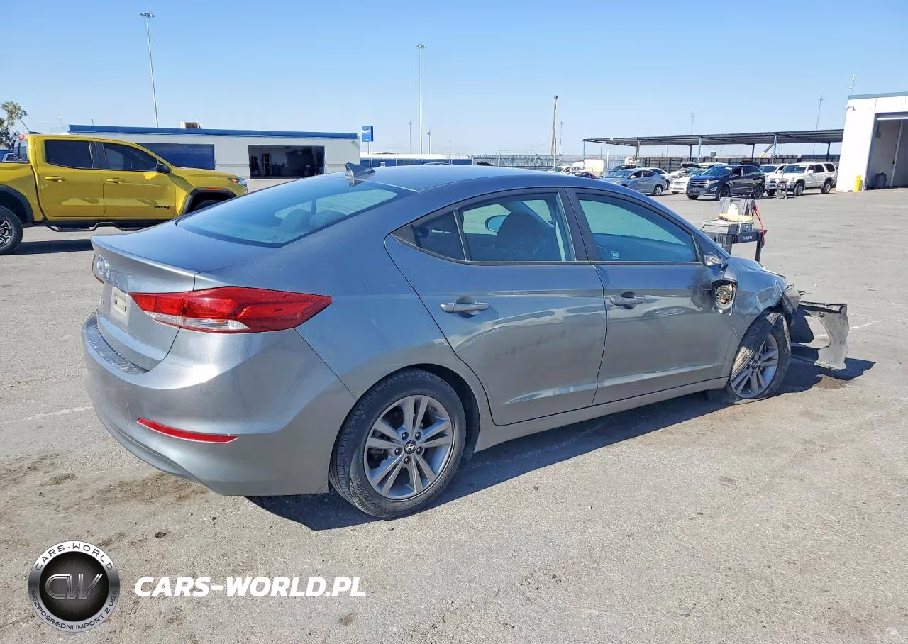 2018 Hyundai Elantra Sel VIN:KMHD84LF5JU599713 - 3