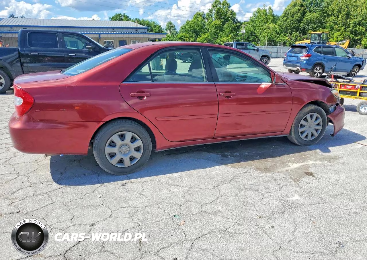 2003 Toyota Camry Le VIN:4T1BE30K13U200746 - 3