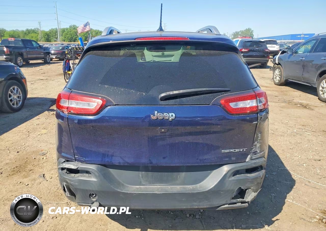 2015 Jeep Cherokee Sport VIN:1C4PJLAB0FW737492 - 6