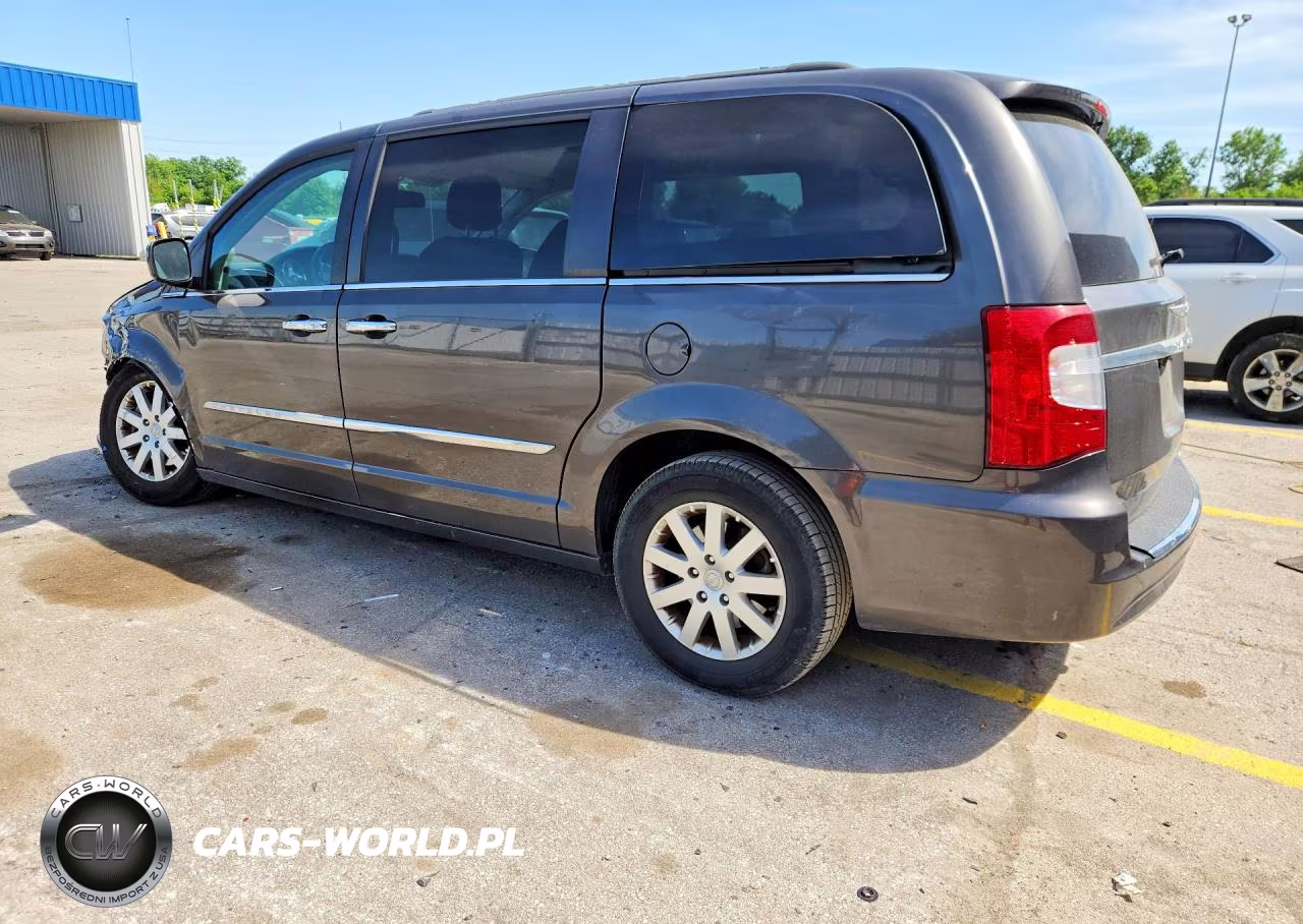 2015 Chrysler Town & Country Touring VIN:2C4RC1BG0FR539084 - 2
