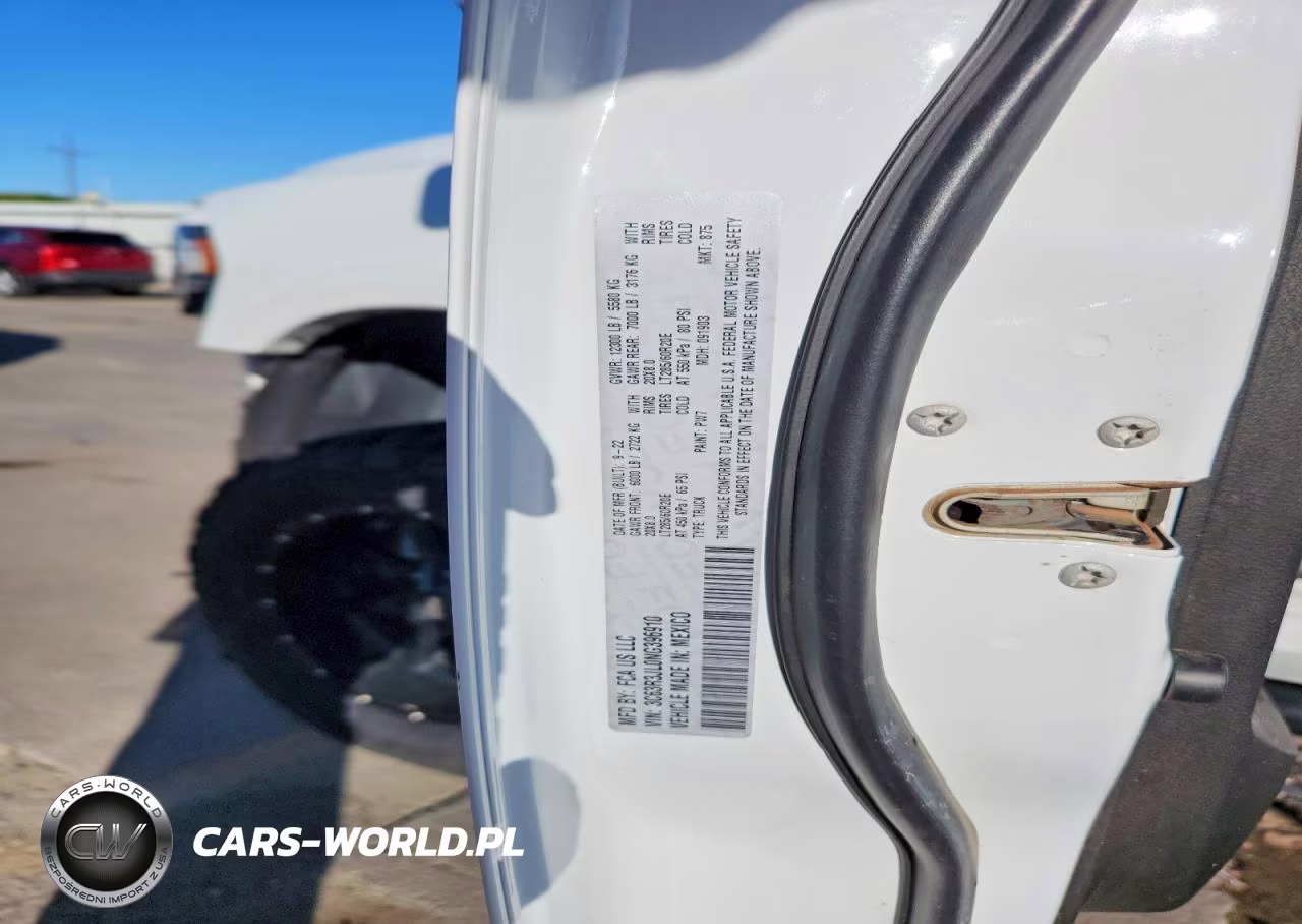 2022 Ram 3500 Laramie VIN:3C63R3JL0NG396910 - 13