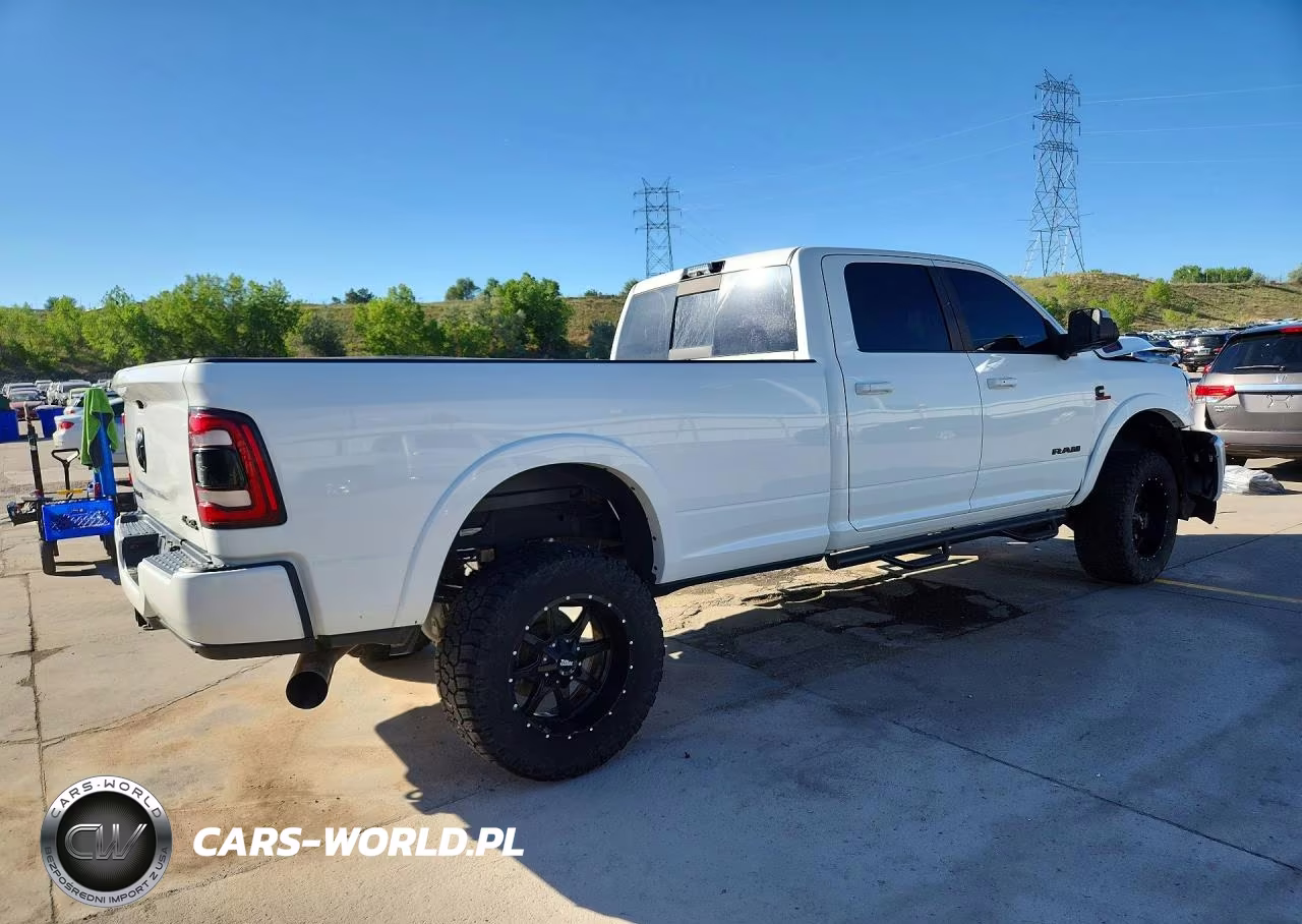 2022 Ram 3500 Laramie VIN:3C63R3JL0NG396910 - 3