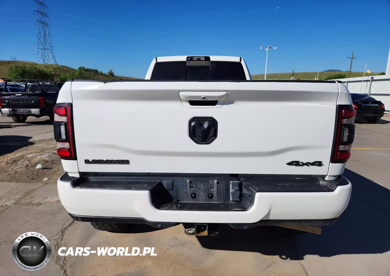 2022 Ram 3500 Laramie VIN:3C63R3JL0NG396910 - 6