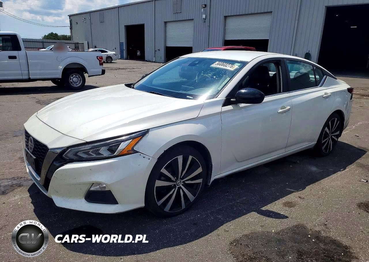 2020 Nissan Altima Sr – zdjęcie 1 z 12