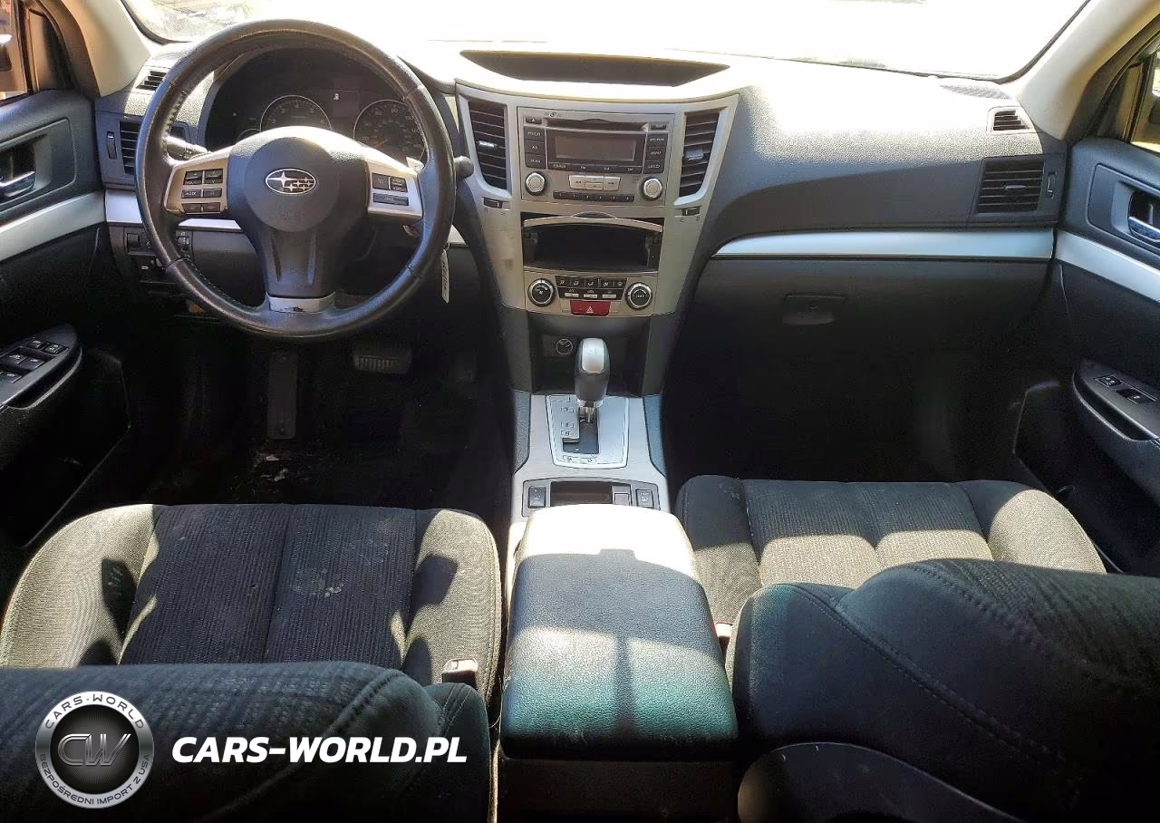 2013 Subaru Outback 2.5I Premium VIN:4S4BRBCC9D3308686 - 8