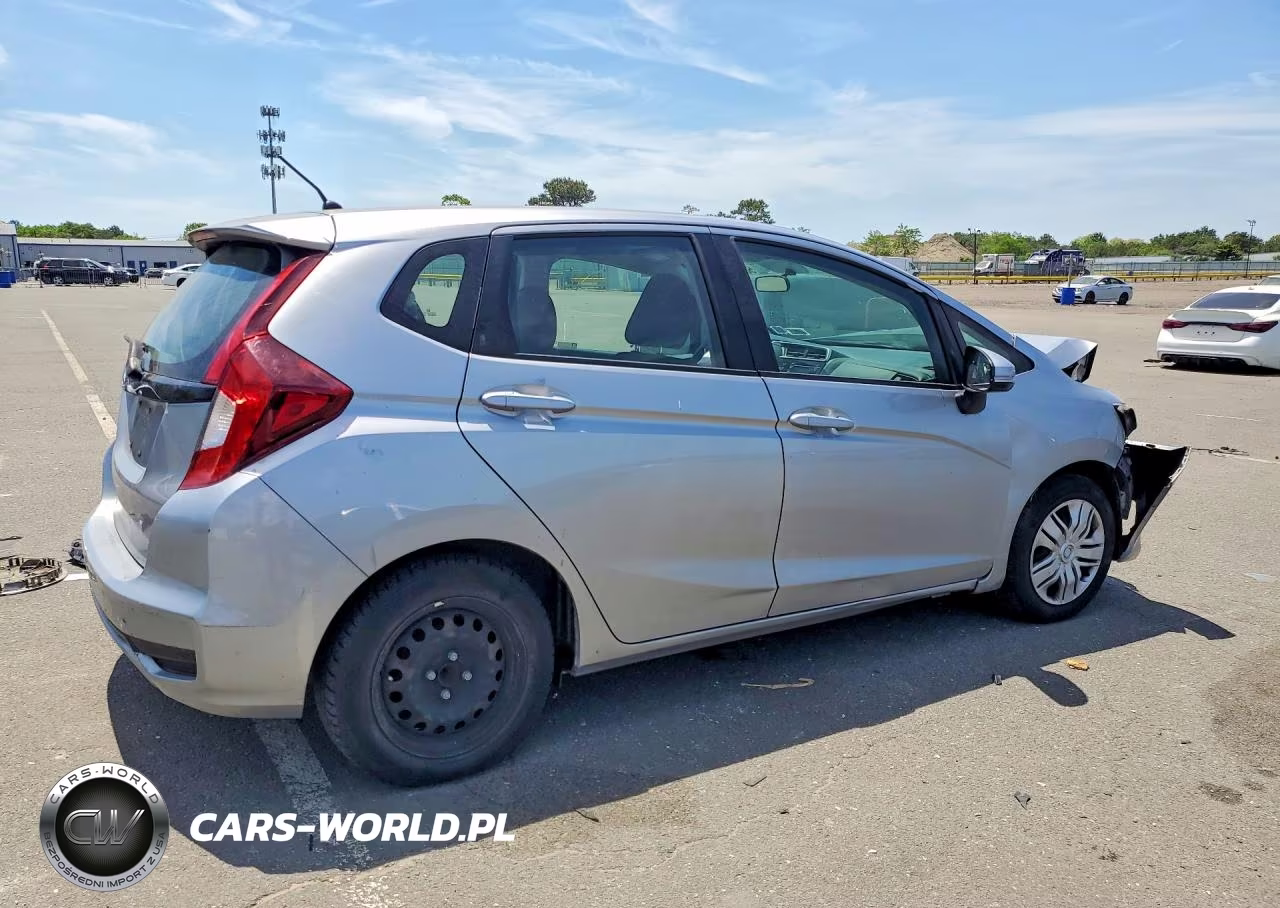 2019 Honda Fit Lx VIN:3HGGK5H41KM740249 - 3