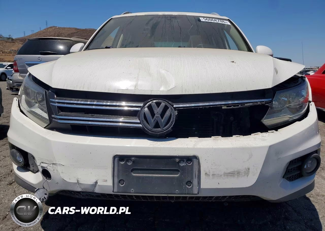 2012 Volkswagen Tiguan S VIN:WVGAV7AX8CW530532 - 5
