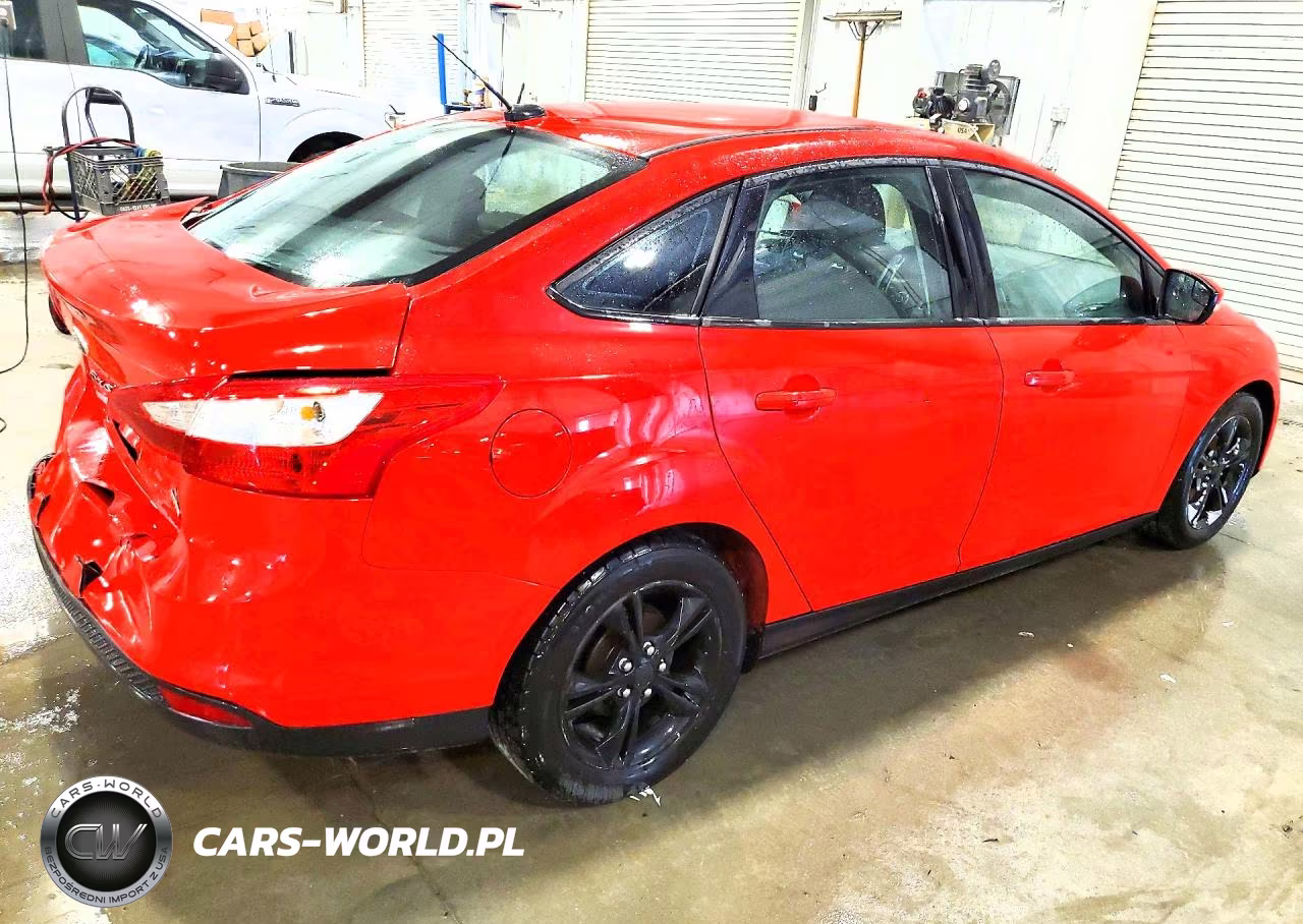 2014 Ford Focus Se VIN:1FADP3F23EL432018 - 3