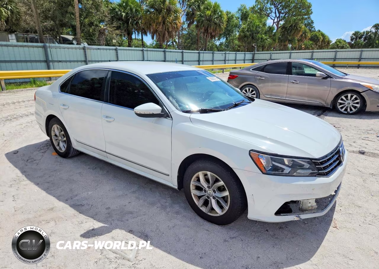 2016 Volkswagen Passat S VIN:1VWAT7A37GC022029 - 4