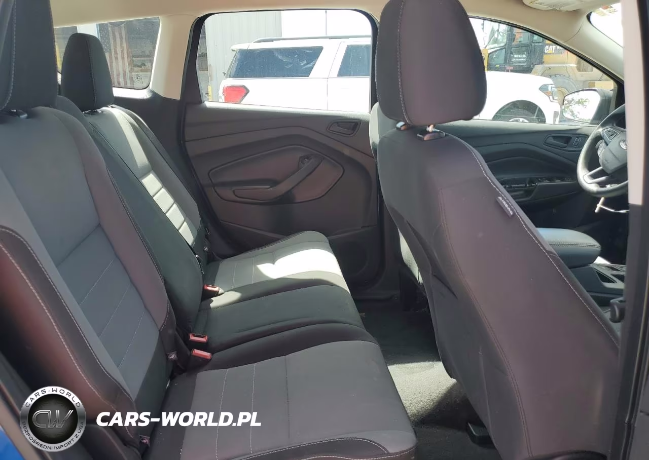 2017 Ford Escape S VIN:1FMCU0F7XHUC60055 - 11