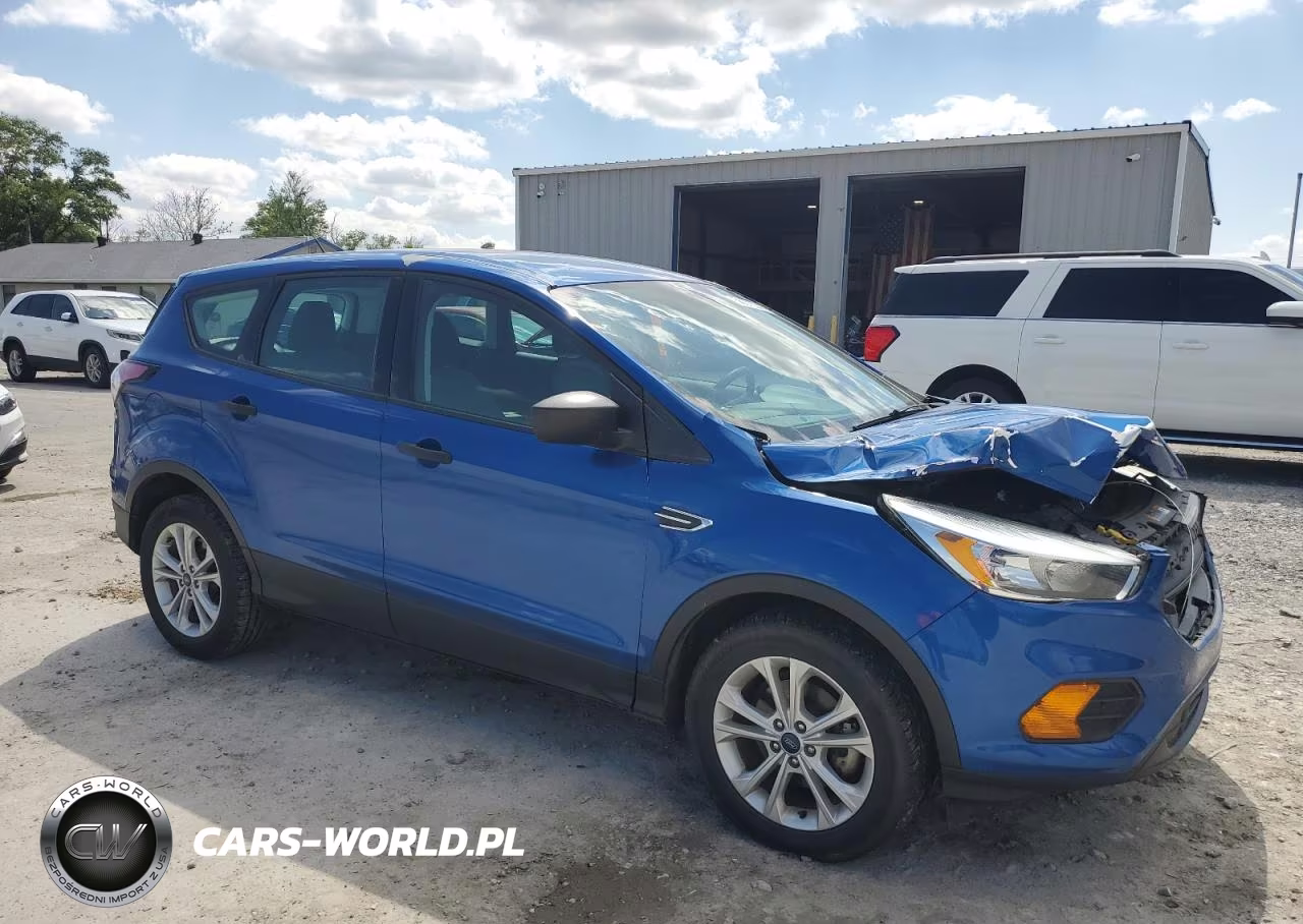 2017 Ford Escape S VIN:1FMCU0F7XHUC60055 - 4