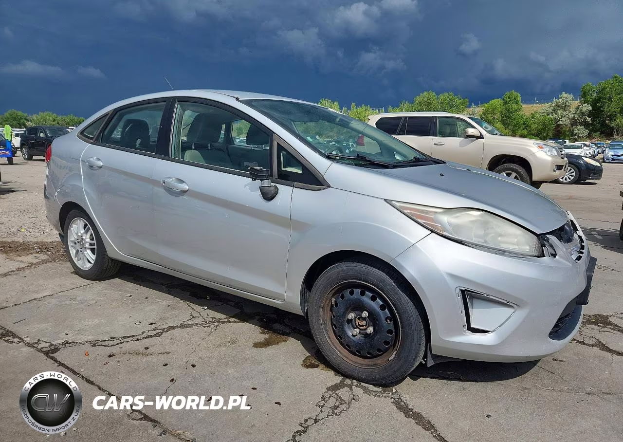 2012 Ford Fiesta S VIN:3FADP4AJXCM111903 - 4