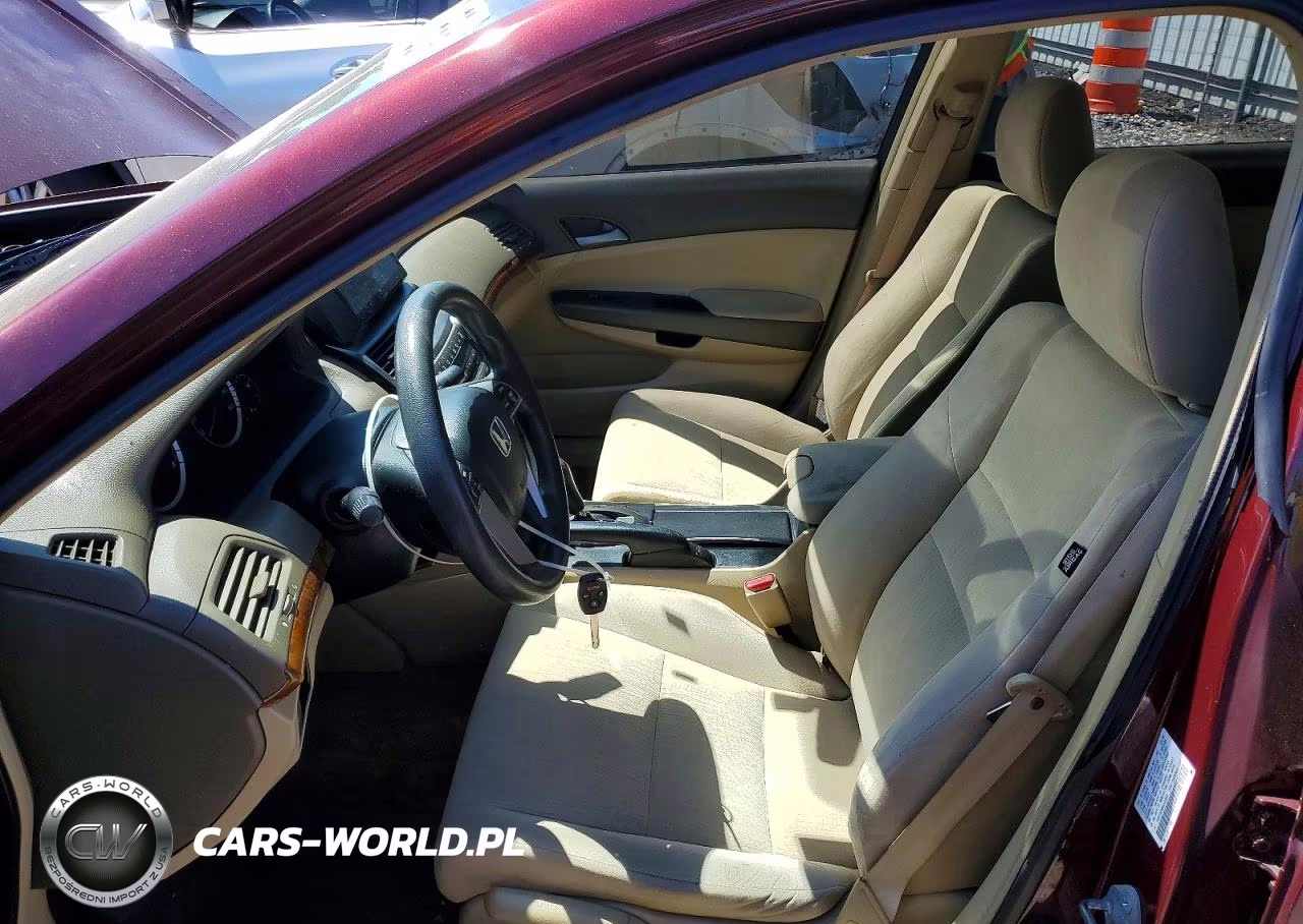HONDA ACCORD VIN:1HGCP26388A103597 - 7