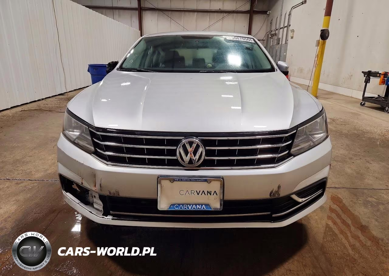 2016 Volkswagen Passat S VIN:1VWAT7A31GC028456 - 5