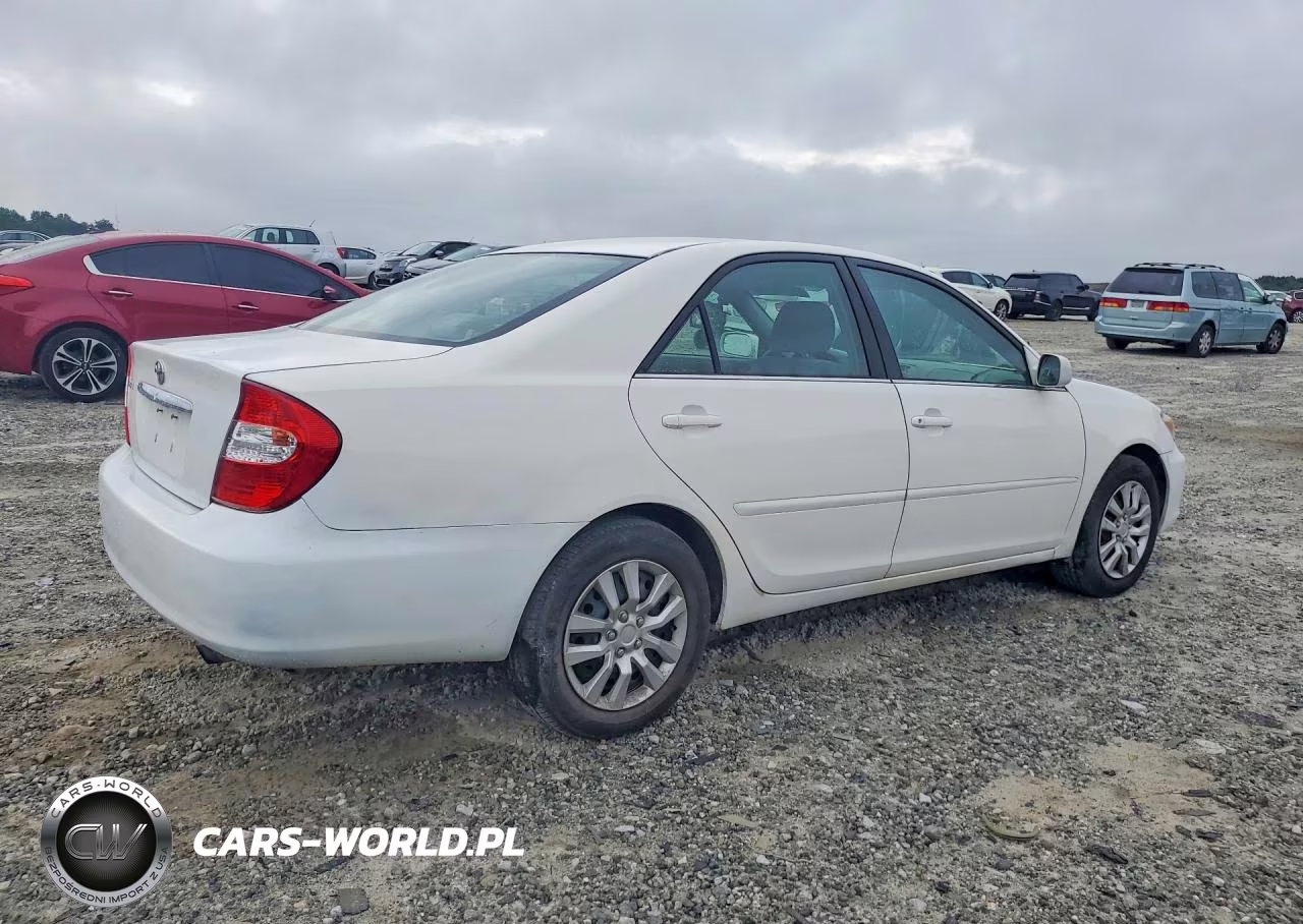 2002 Toyota Camry Le VIN:4T1BE32K72U007478 - 3