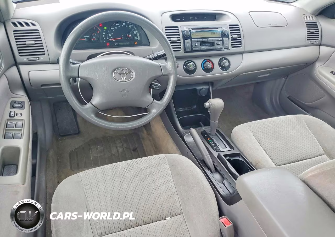 2002 Toyota Camry Le VIN:4T1BE32K72U007478 - 8