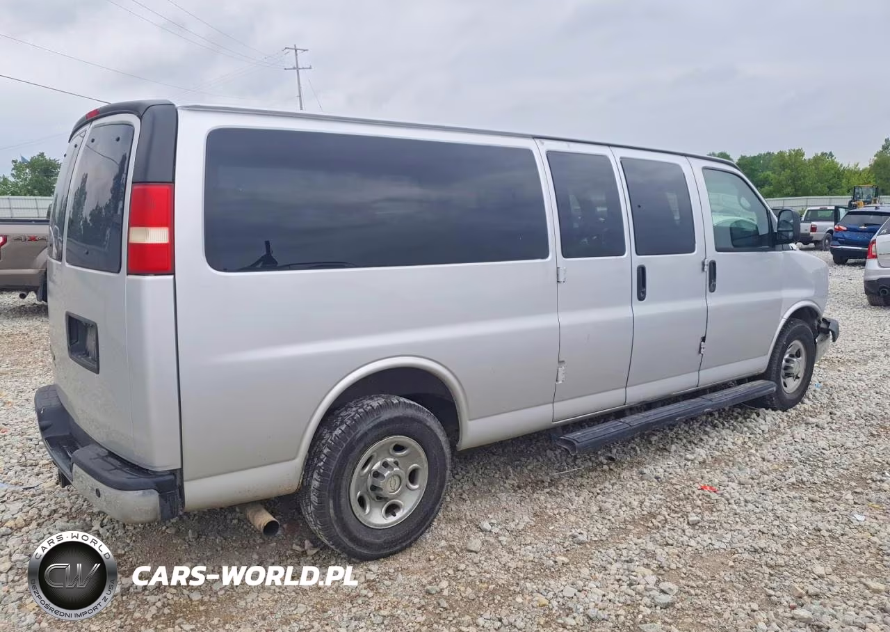 2015 Chevrolet Express G3500 Lt VIN:1GAZG1FG5F1116500 - 3