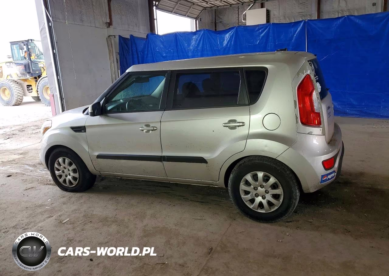 2013 Kia Soul + VIN:KNDJT2A65D7505930 - 2