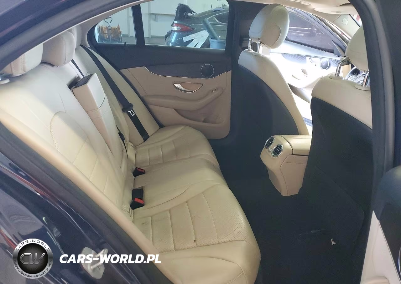2016 Mercedes-Benz C 300 4Matic VIN:55SWF4KB1GU147338 - 10