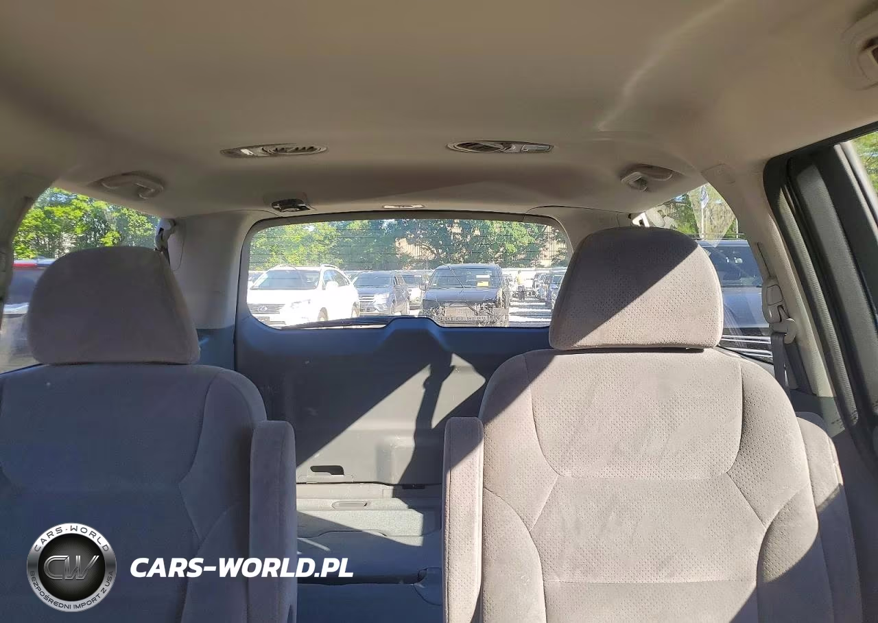 2006 Honda Odyssey Lx VIN:5FNRL38276B028717 - 10