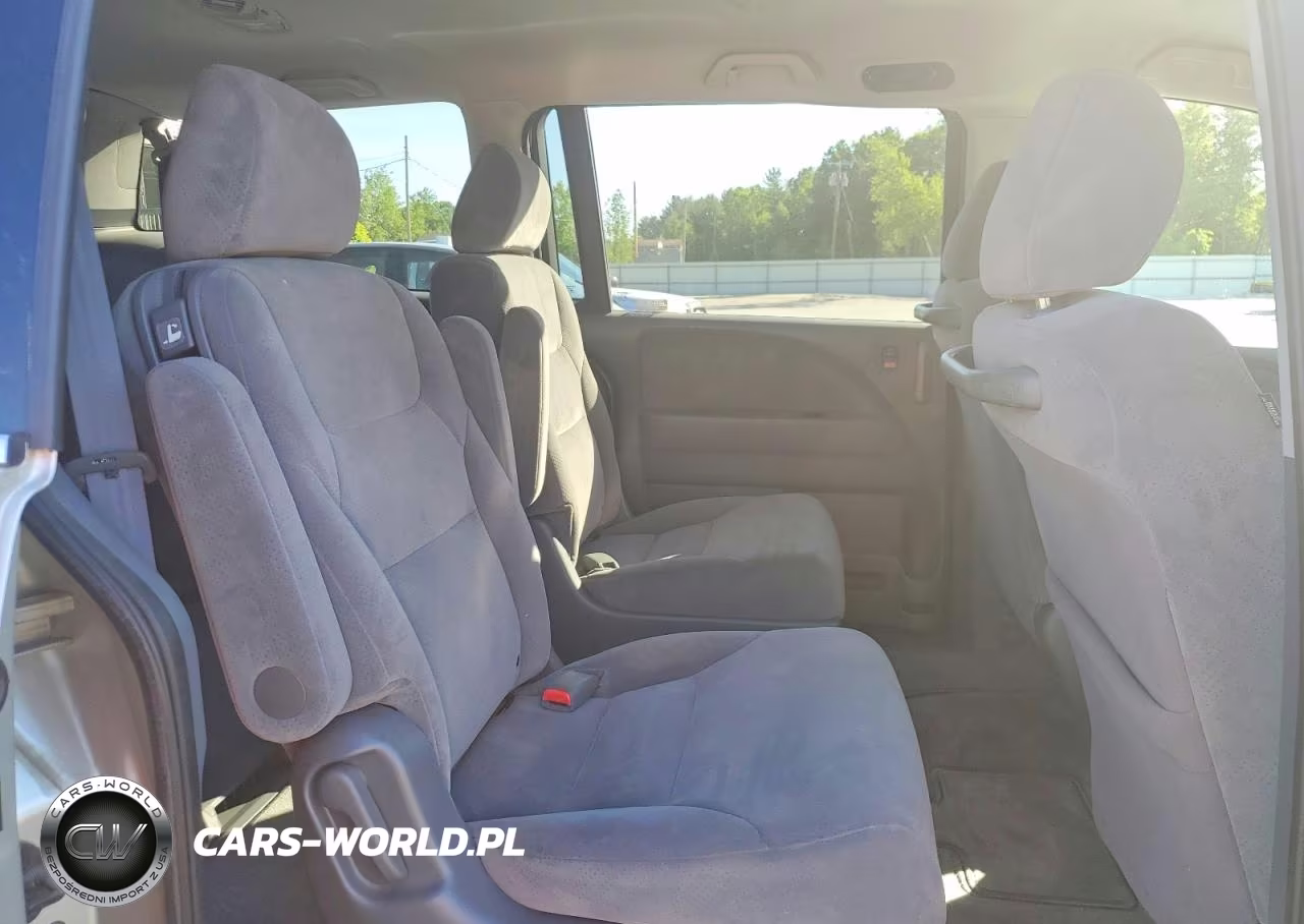 2006 Honda Odyssey Lx VIN:5FNRL38276B028717 - 11