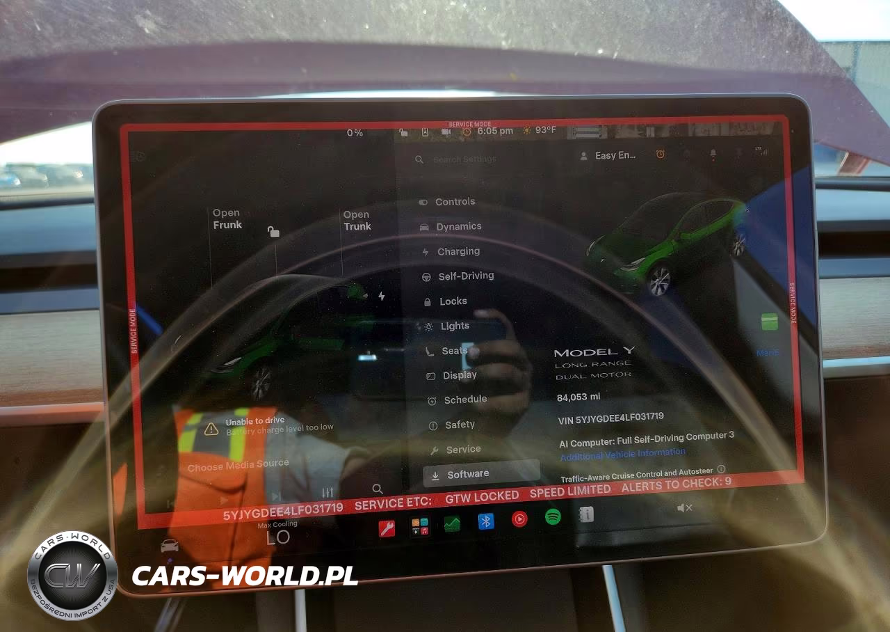 2020 Tesla Model Y VIN:5YJYGDEE4LF031719 - 9